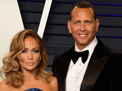 Úristen! Jennnifer Lopez menyasszony lett!