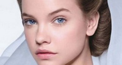Idén is Palvin Barbiban bízik a Chanel