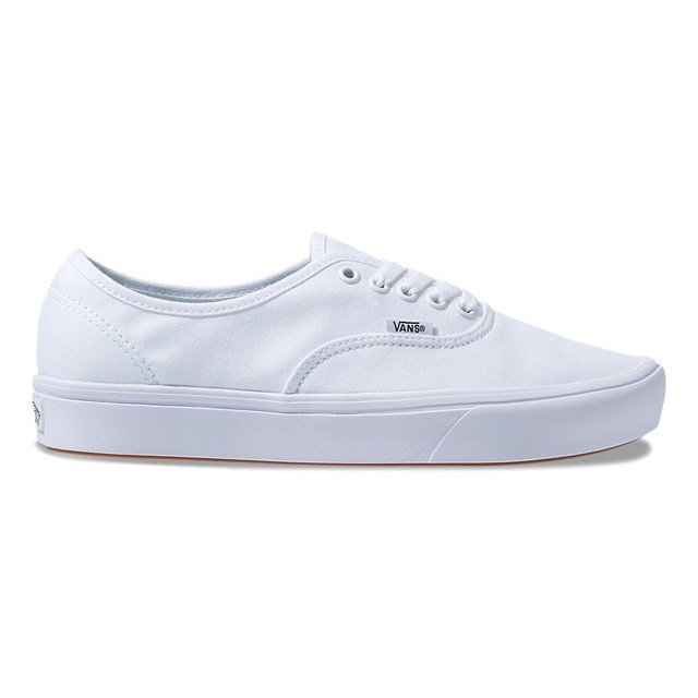 A rózsaszín és árnyalatai lesznek az ősz legmenőbb színei - mutatjuk a legtrendibb cuccokat