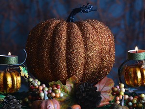 A tökéletes halloweeni teríték: így varázsolj ünnepi vacsoraasztalt 10 perc alatt