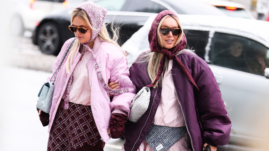 Úgy tűnik, az idősebb korosztály alapvetően boldogabb, mint a fiatalabb