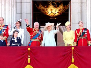 Veszélybe került az angol királyi család jövője, akár a brit monarchia bukását is okozhatja az Epstein ügy egy képviselő szerint