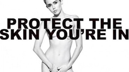 Miley Cyrus jótékonyságból vetkőzött meztelenre