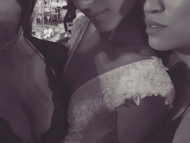 Kim Kardashian gondolt egyet, és leforgatott egy kisebb pornófilmet az Instára