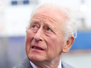 Károly király nagyon kínos pillanatot élt át nyilvánosan, zseniálisan reagált rá