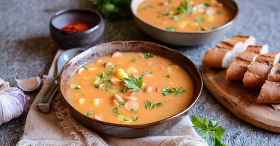 Egy zseniális magyar séf elárulta a tökéletes frankfurti leves titkát és receptjét