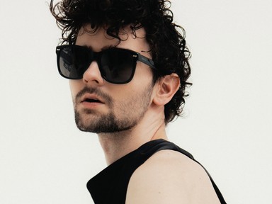 Premier! Buzási Patrik új videóklipjét látnod kell!