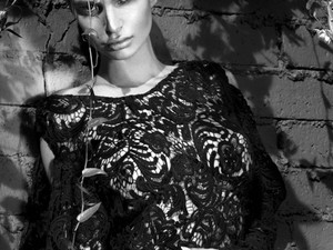 Csoportos vetkőzés - 2013 legszexibb teste mindent megmutat