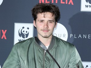 Ezzel a modellel jár Brooklyn Beckham most