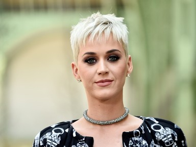 Katy Perry görög istennővé változott