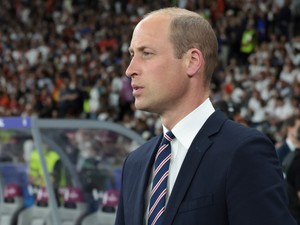 Vilmos herceg nagyon megváltozott, a rajongók csalódottak az új külseje miatt