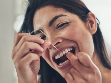 Félelmetes következményei lehetnek, ha nem használsz fogselymet - szakembert kérdeztünk