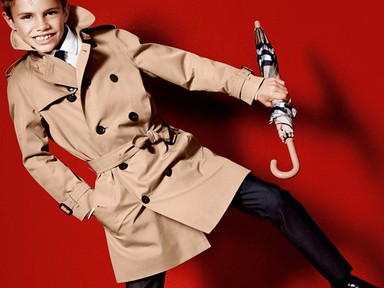 Romeo Beckham a Burberry arca