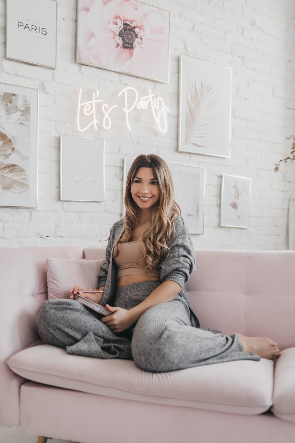 Kitty mára egy jó kis kuckózós szettet választott