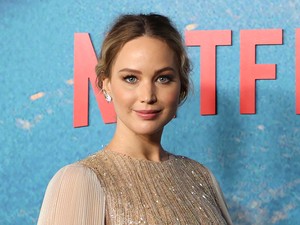 Beragyogta a vörös szőnyeget a szépséges várandós Jennifer Lawrence