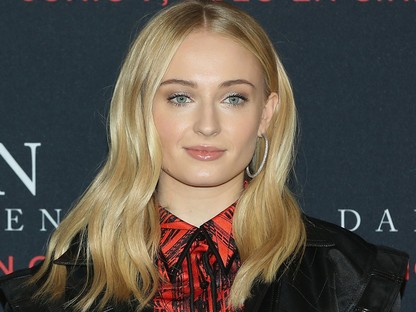 Sophie Turner a diétája miatt egy évre megszűnt menstruációja