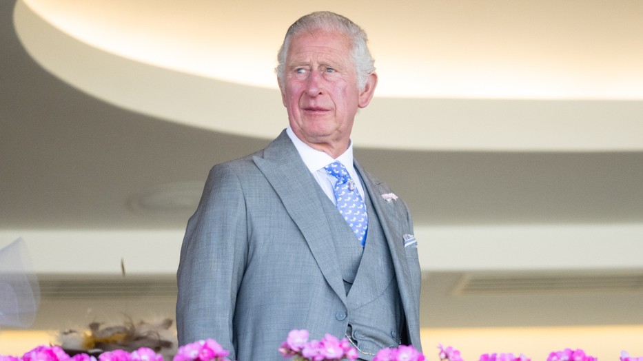 Ha Károly király bevételéről van szó, határ a csillagos ég