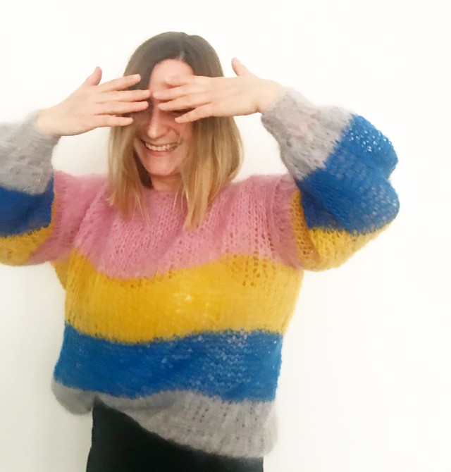 Egy sima, egy fordított: a kötés nem csak a nagymamáknak való