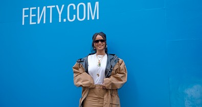 Rihanna újabb nagy dobása: nyitnak az első Savage X Fenty üzletek!