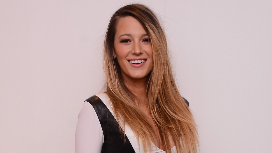 Ez ám a meglepetés! Blake Lively negyedik gyermekével várandós