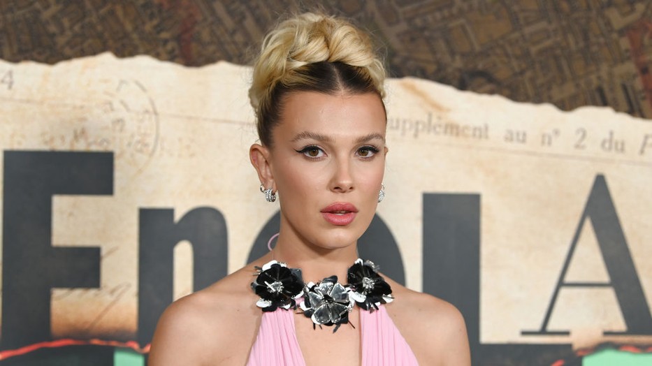 Millie Bobby Brown a szemünk előtt vált kislányból igazi nővé