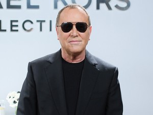 Megtámadták a divattervezőt, menekültek a vendégek