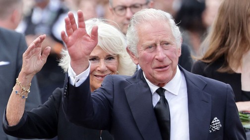 Meddig uralkodik III. Károly király? Asztrológus válaszol