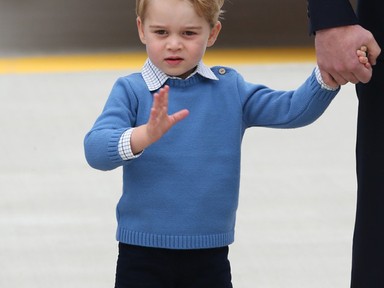 Bizarr szokás! György hercegre ugyanazokat a ruhákat adják, mint régen Vilmosra?