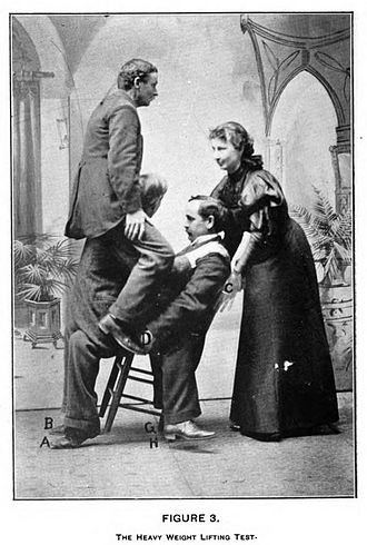 Púdermentes podcast: A nők szerepe a mágiában - Híres női illuzionisták nyomában