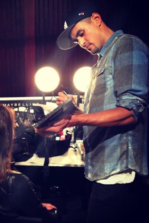 Yadim munka közben a New York-i divathéten