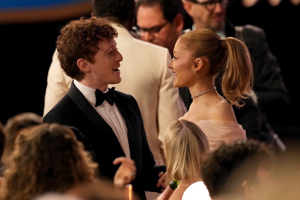 Hiába volt körülöttük tömeg, ők csak egymásra koncentráltak