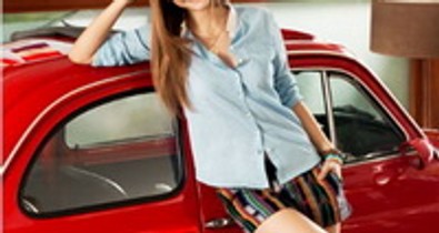 Palvin Barbara Tommy Hilfiger kampányában