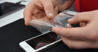 Gazdálkodj a drága telefonoddal okosan! Avagy egy fólia mind felett!