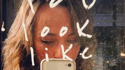 Elő a fakanalakkal!