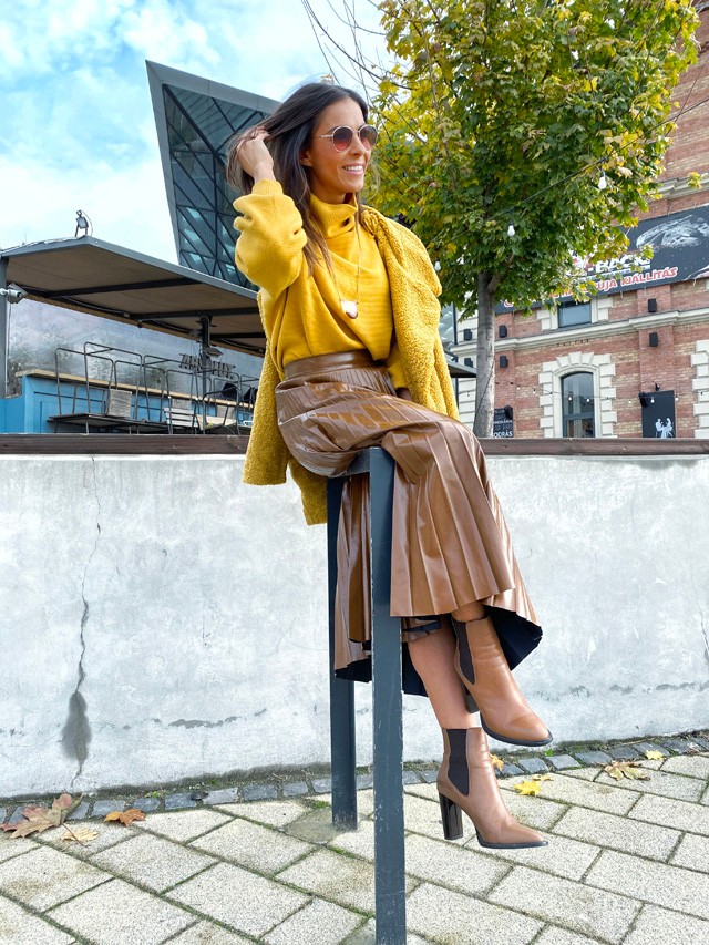 Molnár Andi bevetette a szezon legnagyobb trendjének számító szoknyát