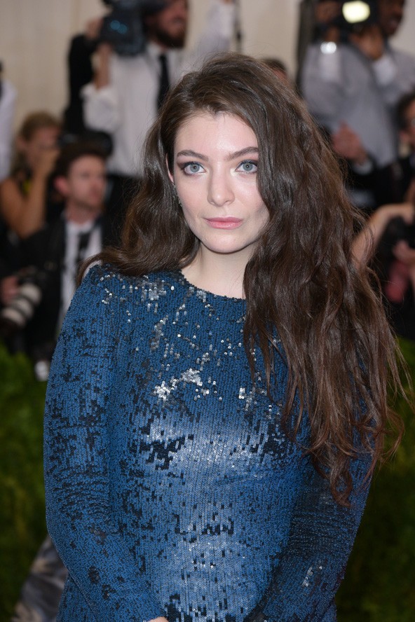 Hol maradt a sötét száj, Lorde?