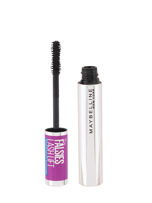 A szemöldökhöz hasonlóan a pilláidról se feledkezz meg! Mivel extratartós végeredményt és látványos íveltséget szeretnénk, a MAYBELLINE Lash Lift spirál vízálló verziója lesz a tökéletes választás!The Falsies Lash Lift vízálló szempillaspirál MAYBELLINE 2599 Ft