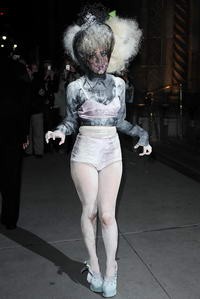 lady-gaga-200x-d0000500Cb4ed8ad8cfbc.jpg