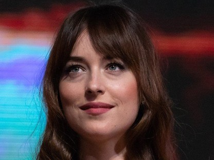 Káprázatosan gyönyörű volt Dakota Johnson ebben a ruhában