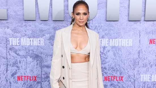 Jennifer Lopez fehérnemű fotói berobbantották a hetet