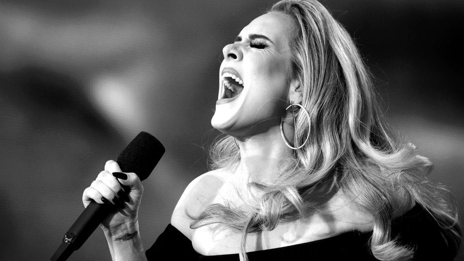 A fantasztikus Adele már egy Emmy-, 15 Grammy-, és egy Oscar-díj tulajdonosa | Garreth Cattermole