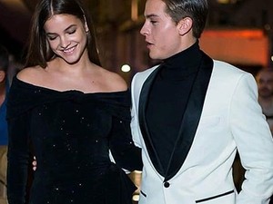 Palvin Barbara szerelme olyat csinált a Victoria´s Secret bemutatóján, amivel elnyerte a legcukibb pasinak járó díjat