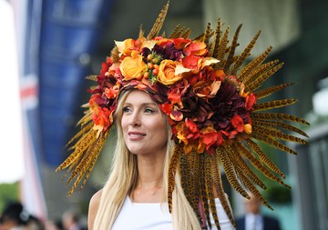 Indián fejdísz vagy kalap? Túlzásokban idén sincs hiány