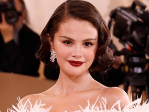 Kiakadtak Selena Gomez rajongói, ezért követelik, hogy váljon el a férjétől