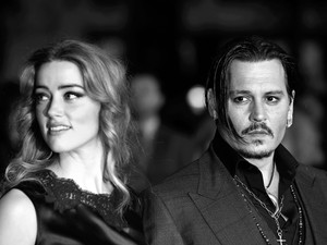 Hogyan jutott Johnny Depp és Amber Heard bántalmazó kapcsolata a bíróságig?