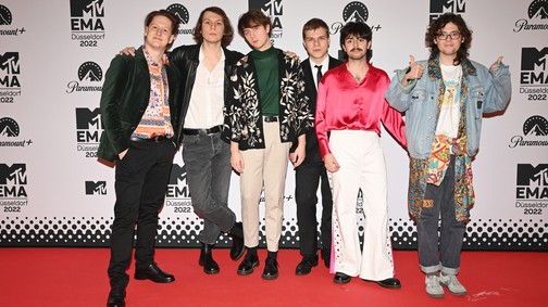 „Láttuk Taylor Swiftet is, de vele nem beszéltünk" - Az MTV EMA nyertes Carson Coma mesélt a díjátadóról