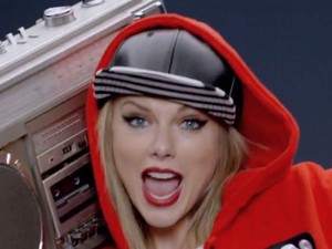 Dupla öröm a Taylor Swift rajongóknak!