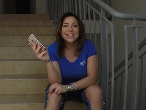 Bús Edina is GLAMOUR-napozik