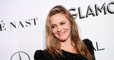Napi hősnő: Alicia Silverstone meztelen kampánnyal küzd az állatok jogaiért