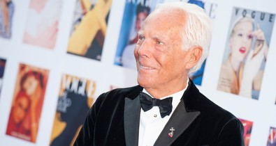 „Minden az én döntésem, és ez meg is látszik” – Giorgio Armani 50 éve töretlen sikerrel igazgatja divatházát